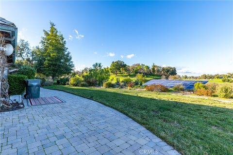 Tiny photo for 880 Tracy Way, Templeton, CA 93465 (MLS # NS25248066)