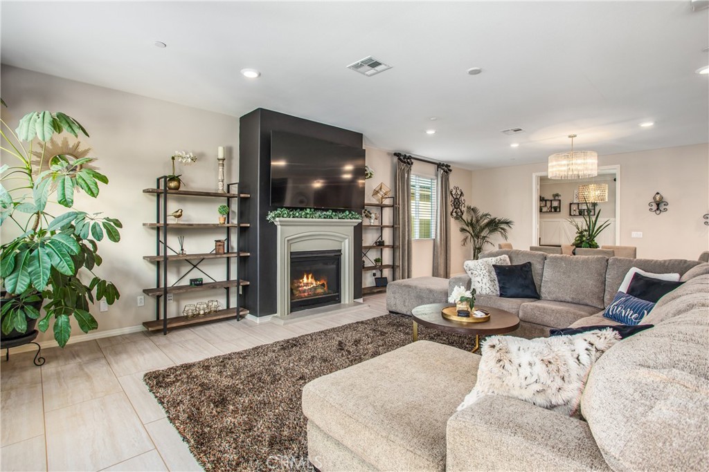 1007 Violet Court