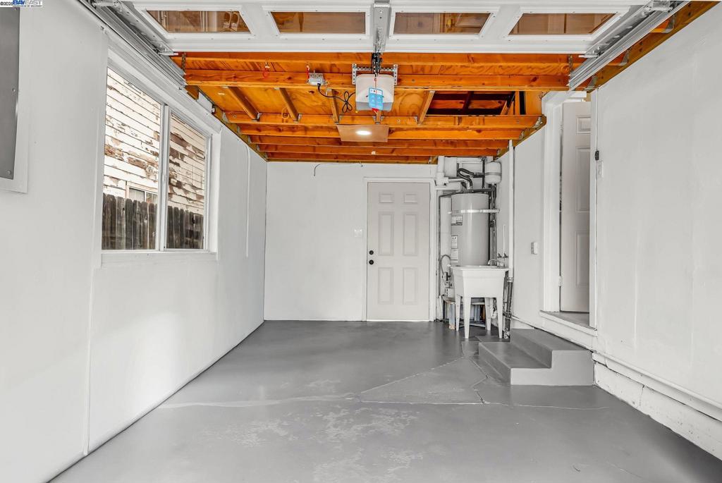 REDWOOD CITY - Residential