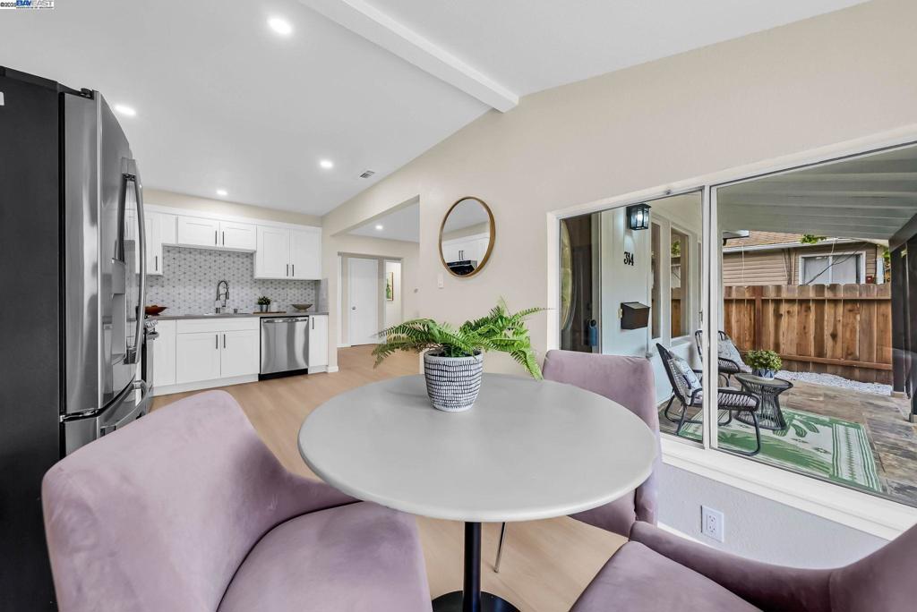 REDWOOD CITY - Residential