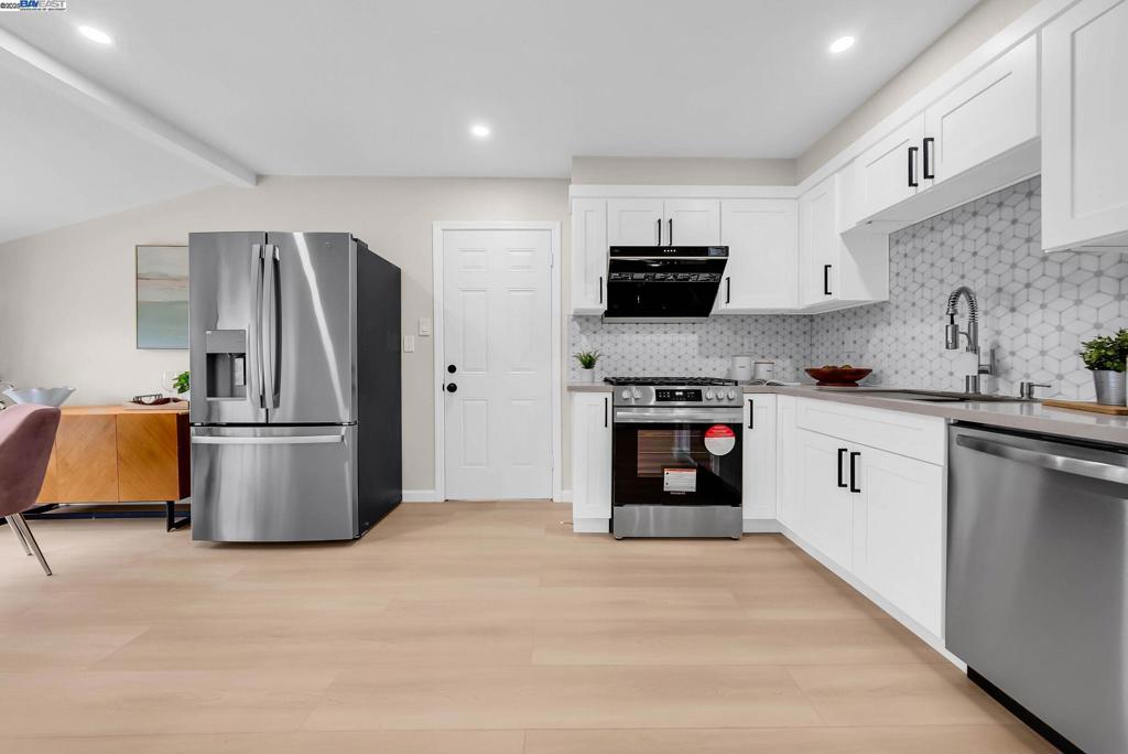 REDWOOD CITY - Residential