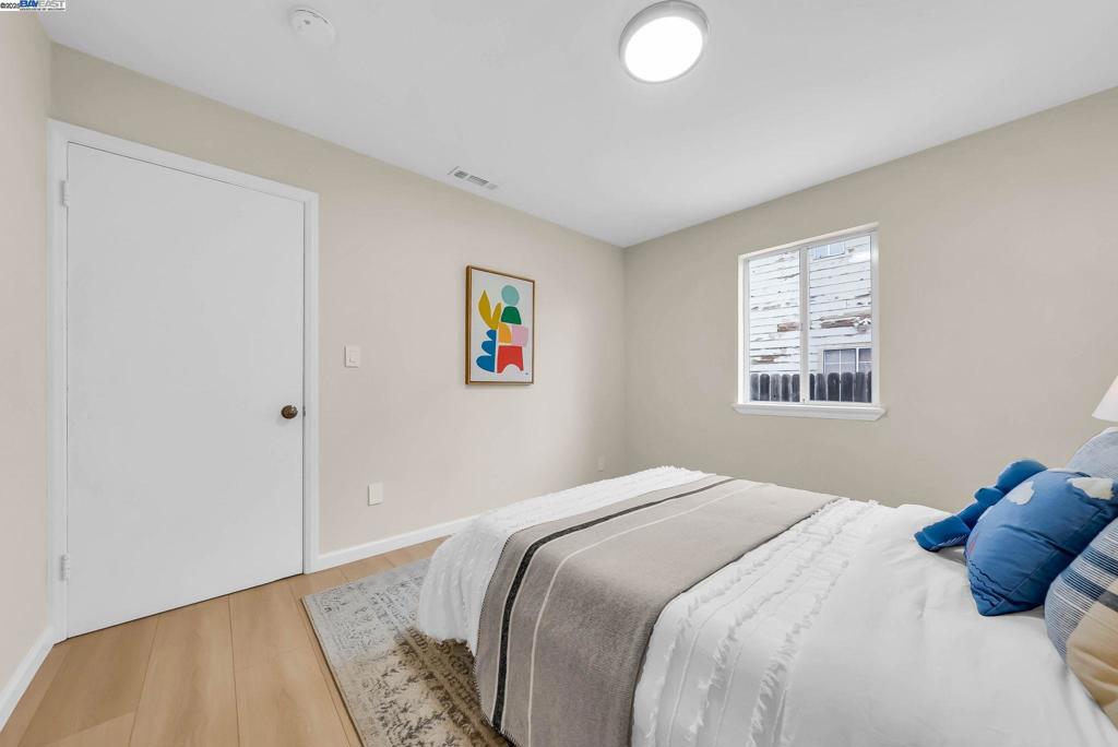 REDWOOD CITY - Residential