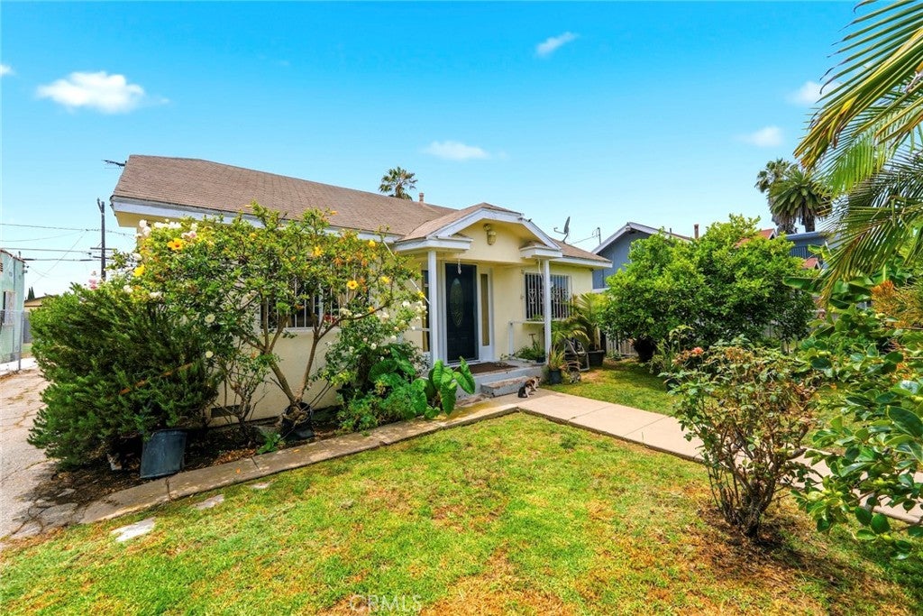 1308 W 90th ST, Los Angeles CA 90044
