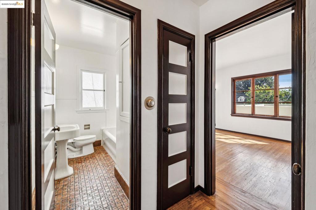 BERKELEY - Residential Income