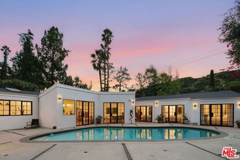 Photo of 13019 Sky Valley Road, Los Angeles, CA 90049 (MLS # 25626099)