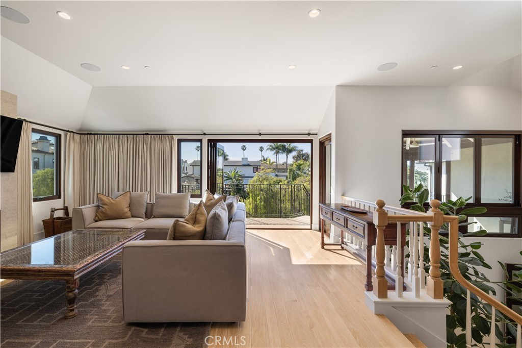 2204 Waterfront Drive