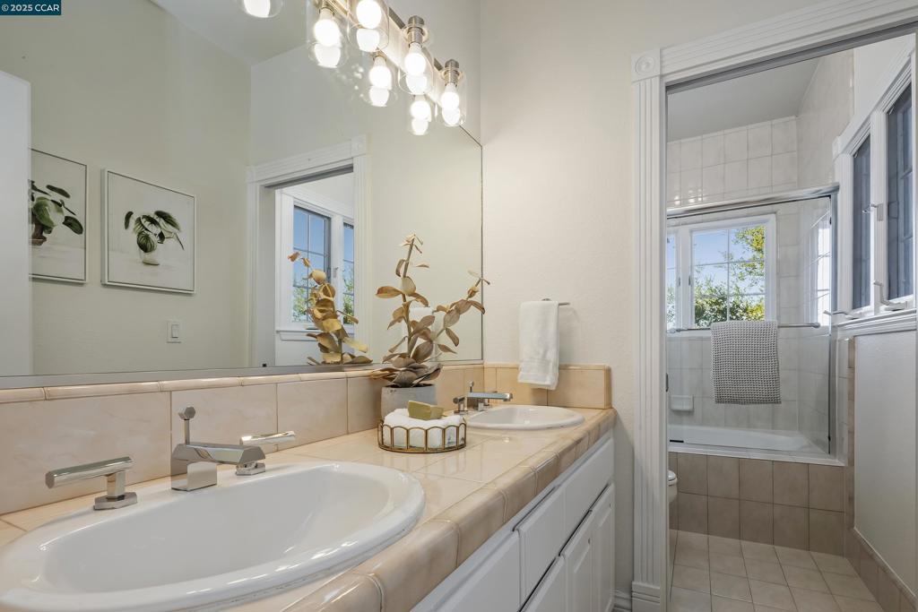 DEL REY - Residential