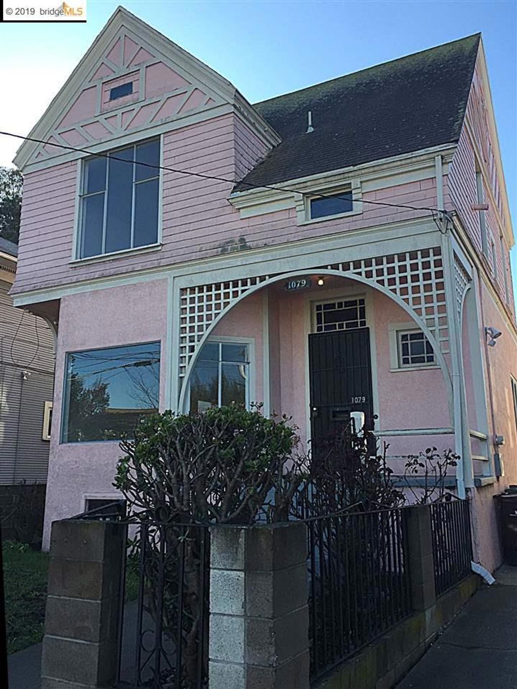 listing image 130720665469133313524