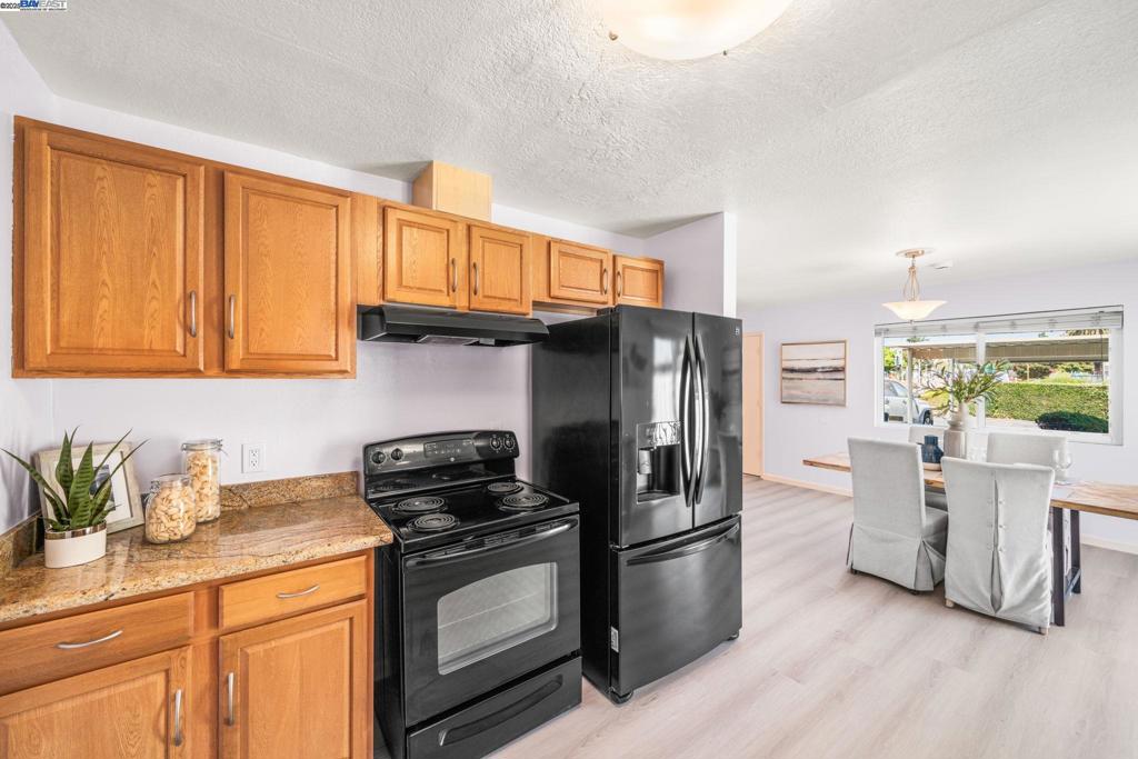 THORNTON - Residential