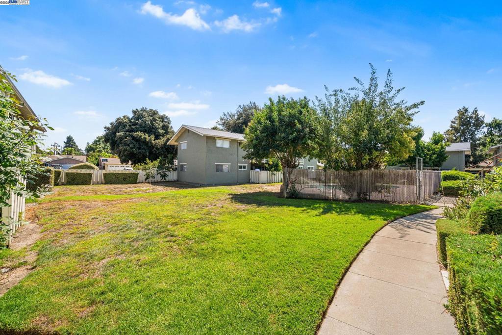 THORNTON - Residential