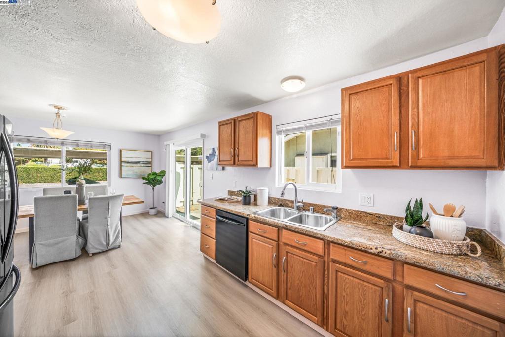 THORNTON - Residential