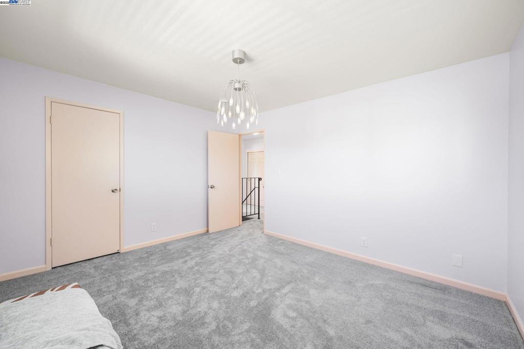 THORNTON - Residential