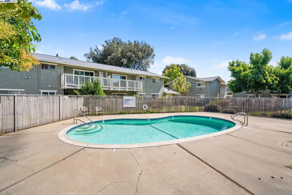 THORNTON - Residential