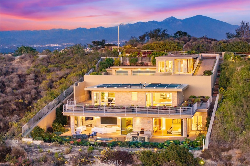 3355 Alta Laguna Boulevard