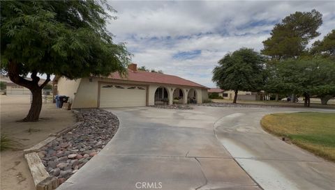 Photo of 26262 Community BLVD, Barstow, CA 92311 (MLS # HD26153500)