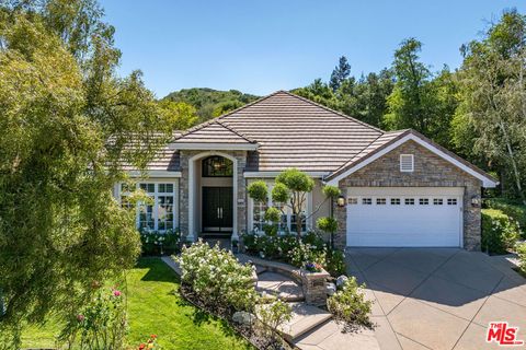 Photo of 1711 Yarnton Court, Westlake Village, CA 91361 (MLS # 26839135)