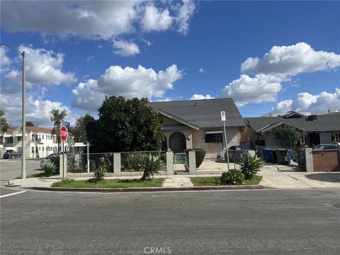 Photo of 4214 Rosewood Ave, Los Angeles, CA 90004 (MLS # DW26079741)