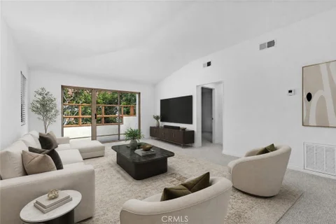 372 Villa Point Drive, Newport Beach, CA 92660 - MLS#: OC26107698