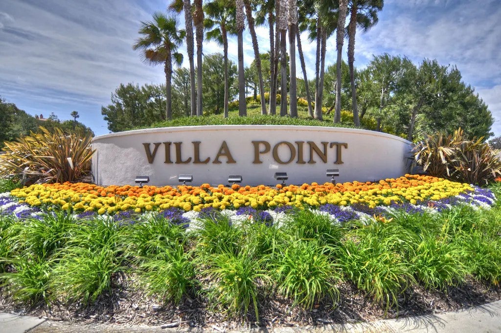 372 Villa Point Drive