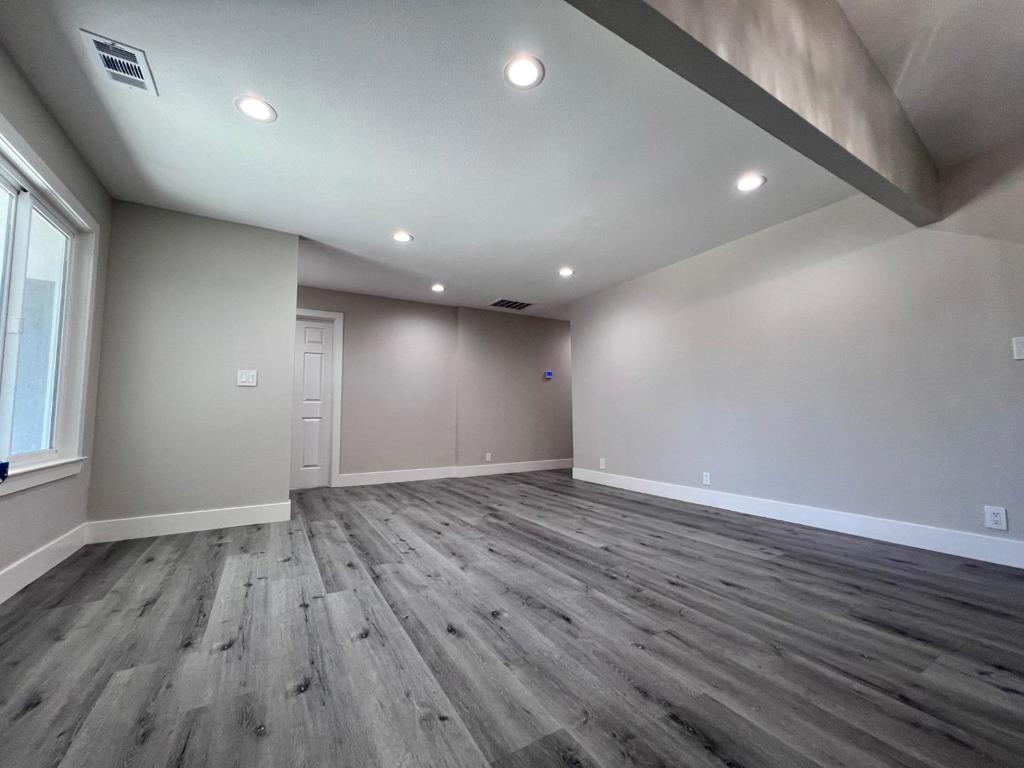 77 Shenado Place