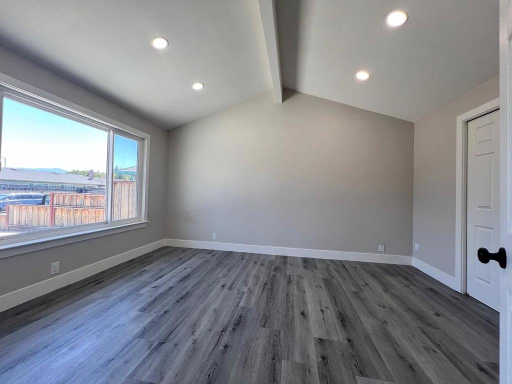 77 Shenado Place