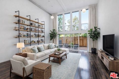 Photo of 4215 Glencoe Avenue #130, Marina Del Rey, CA 90292 (MLS # 26664249)