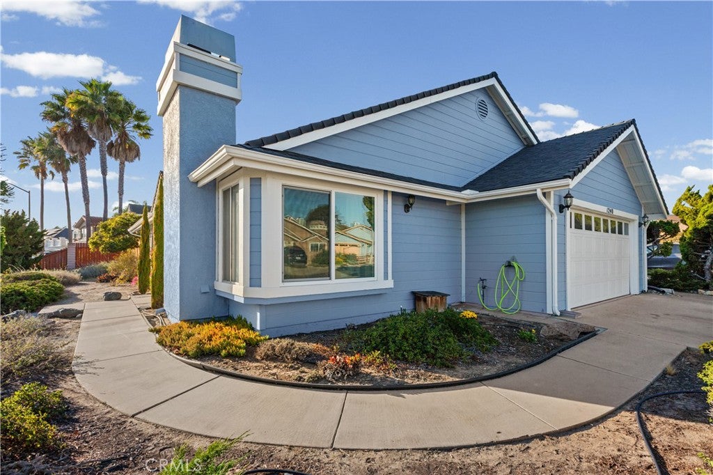 1240 Capitola St