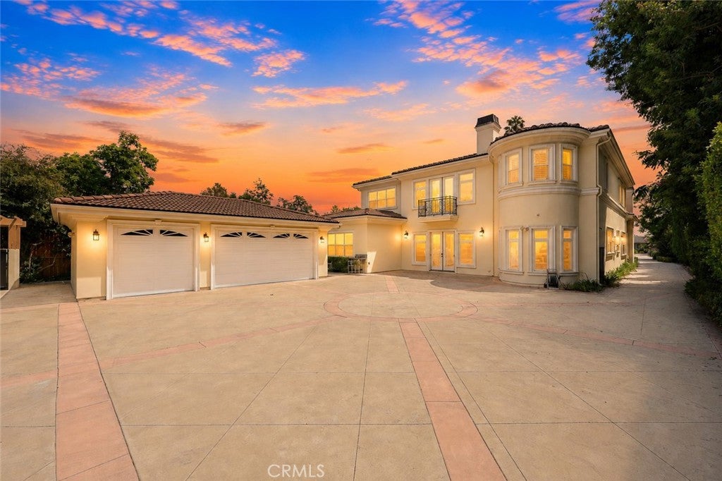 3255 Lombardy Road