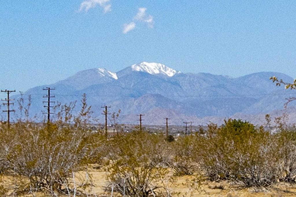 107 29 Palms Highway