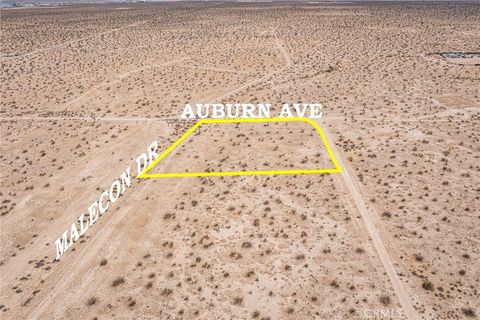 Photo of 0 Auburn Avenue, Adelanto, CA 92301 (MLS # HD25164322)
