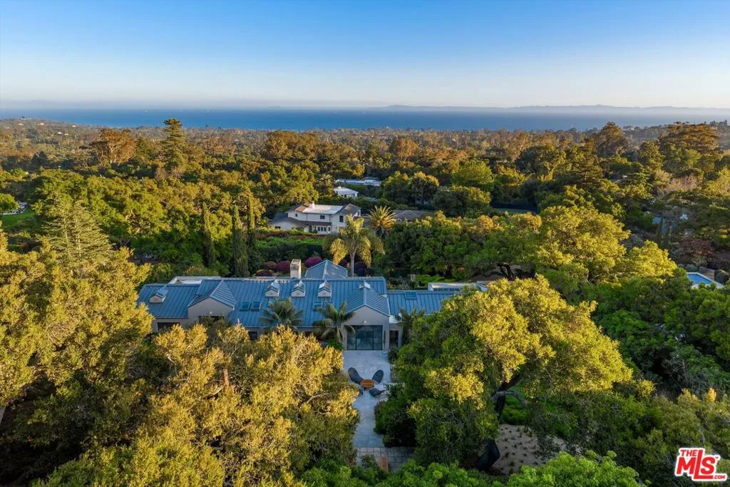 Montecito, California 93108, United States, 4 Bedrooms Bedrooms, ,4 BathroomsBathrooms,Residential,Active,41287