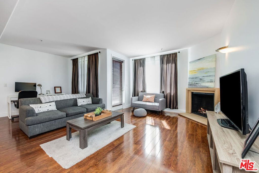 Photo of 4724 Kester Avenue #209, Sherman Oaks, CA 91403 (MLS # 26633809)