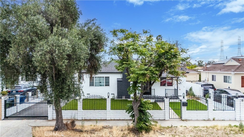 12544 Cantara Street, North Hollywood CA 91605