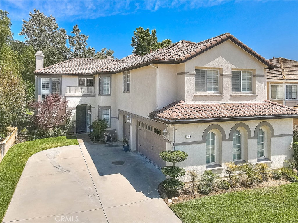 1715 Vista Del Norte