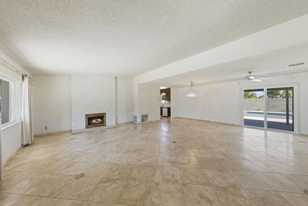 Magnesia Falls Cove - Residential