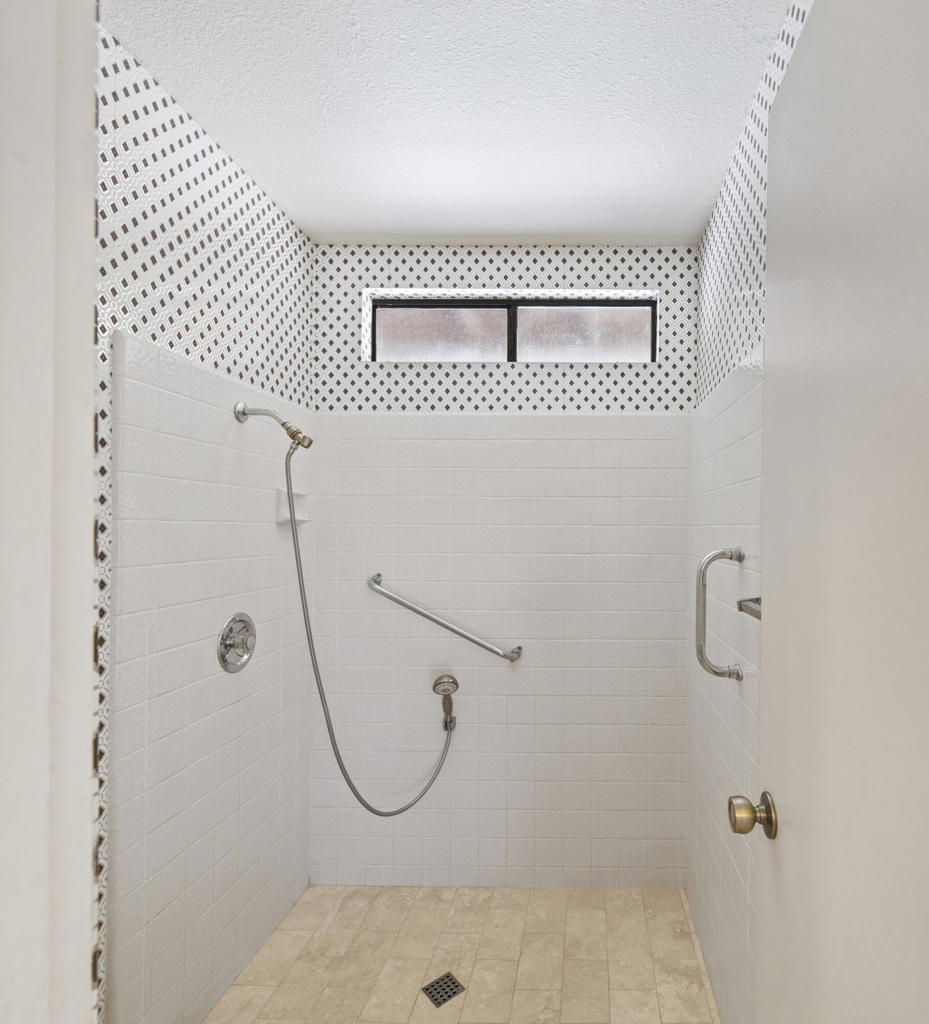 Magnesia Falls Cove - Residential