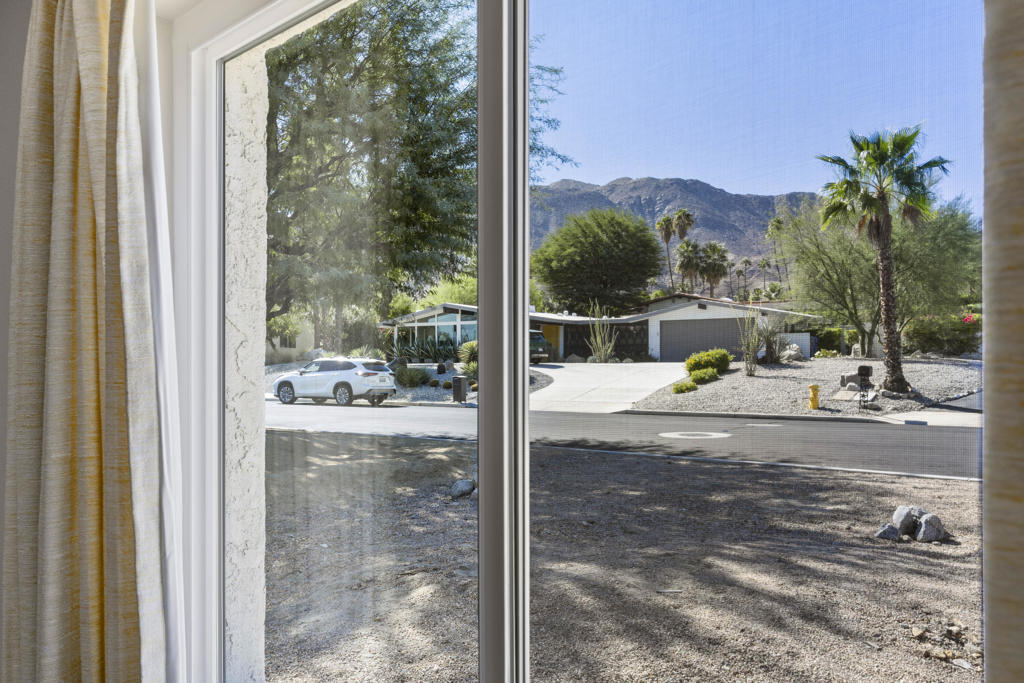 Magnesia Falls Cove - Residential