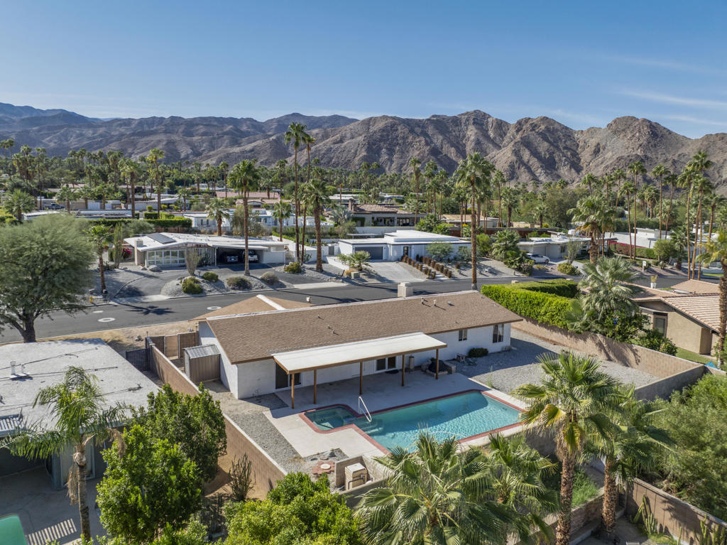 Magnesia Falls Cove - Residential