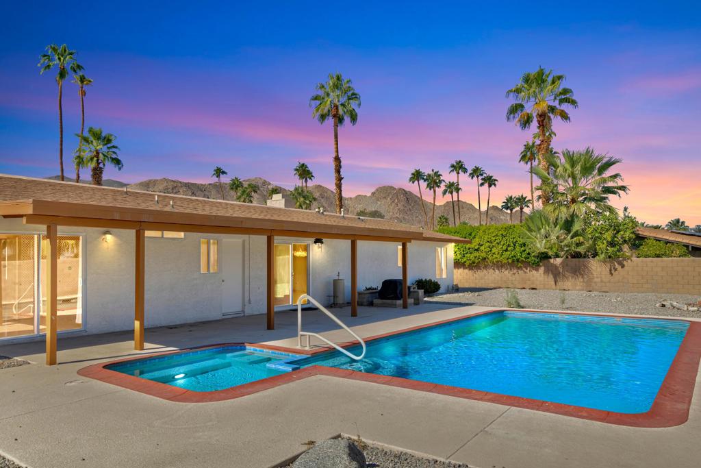 Magnesia Falls Cove - Residential