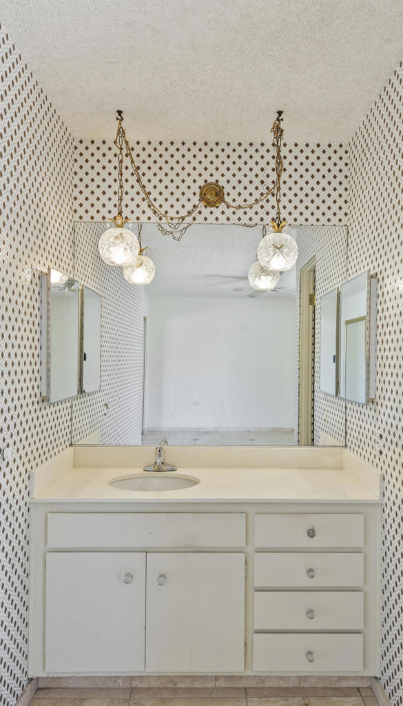 Magnesia Falls Cove - Residential