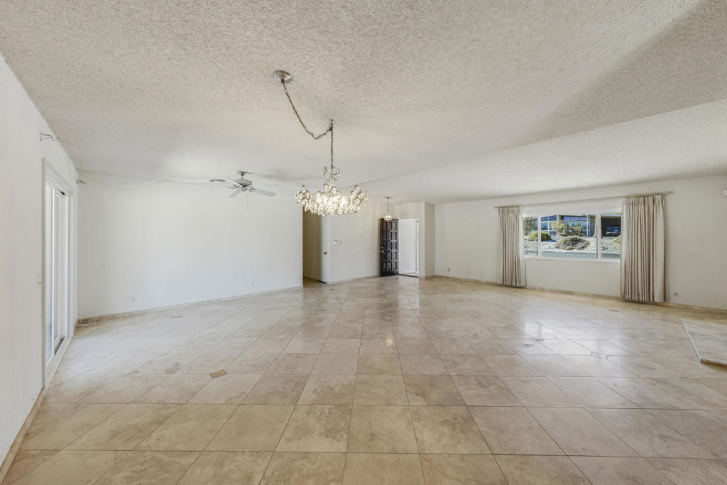 Magnesia Falls Cove - Residential