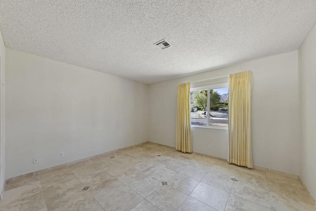 Magnesia Falls Cove - Residential