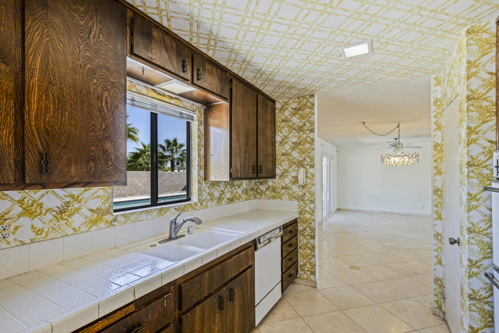 Magnesia Falls Cove - Residential