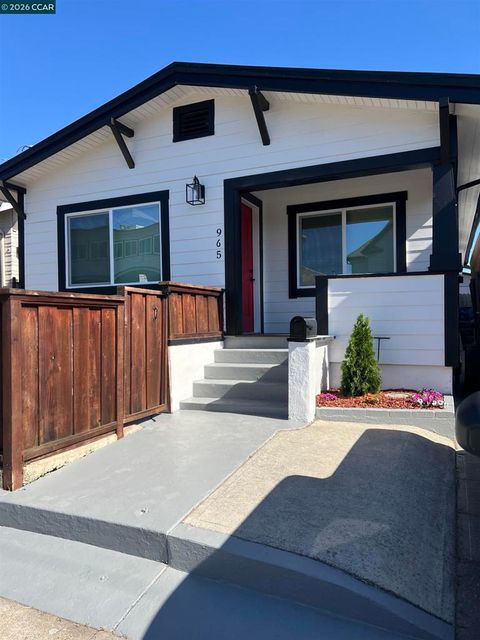 Photo of 965 Arlington Ave Ave, Oakland, CA 94608 (MLS # 41135635)