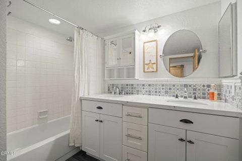 Tiny photo for 2274 Martinique Lane, Oxnard, CA 93035 (MLS # V1-38709)