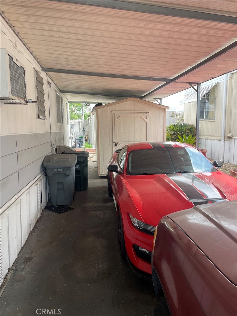 1515 Capalina Road 17