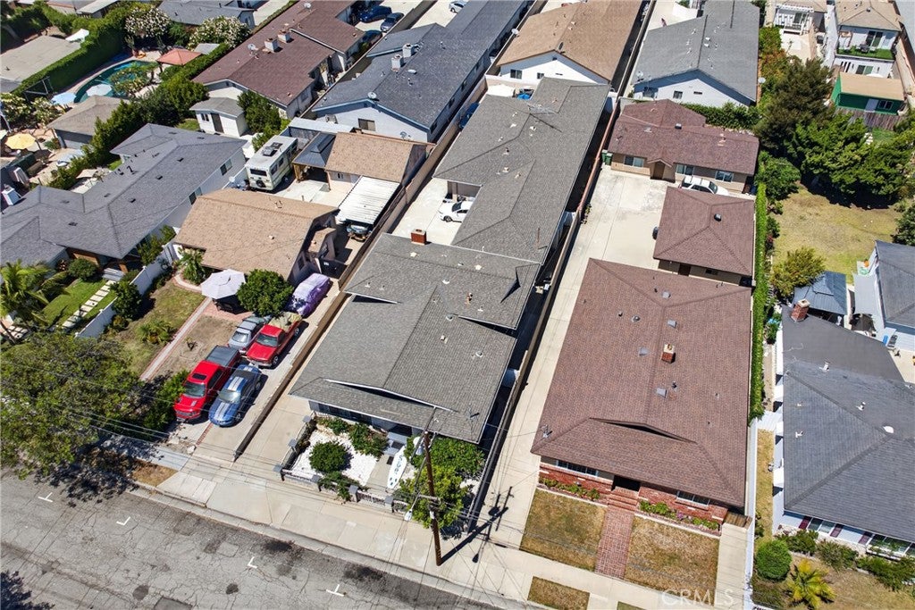 4215 W 130th