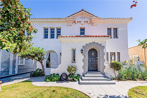 Photo of 1226 Meadowbrook Ave, Los Angeles, CA 90019 (MLS # PW26064629)