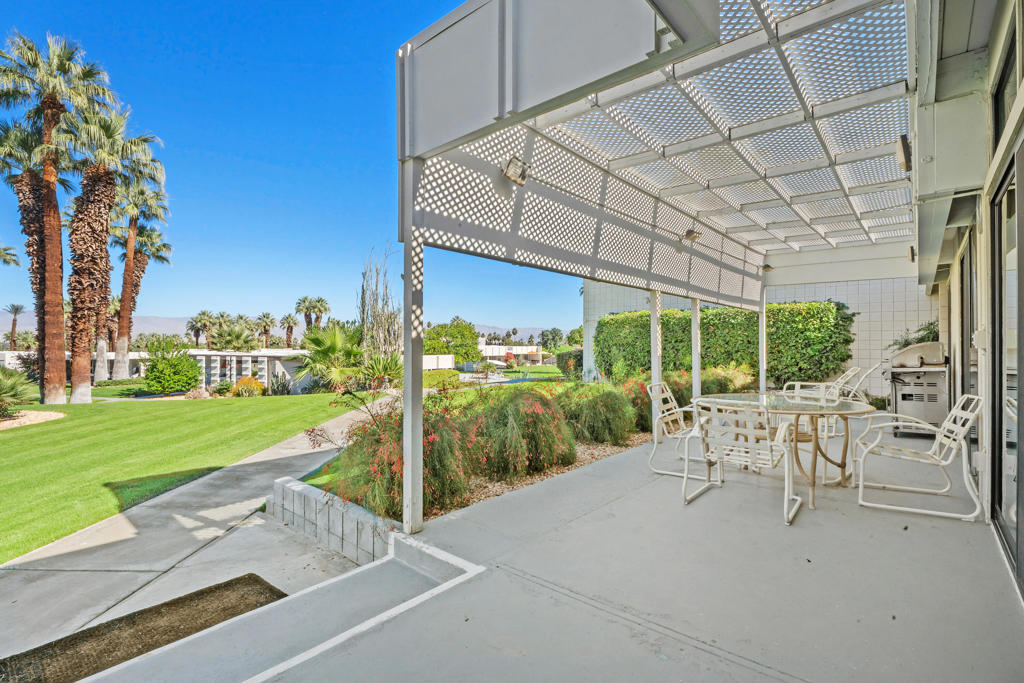 Sandpiper Palm Deser - Residential