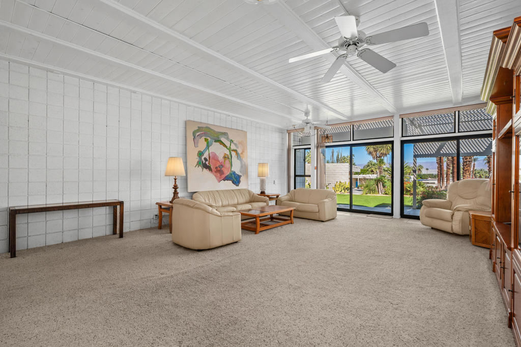 Sandpiper Palm Deser - Residential